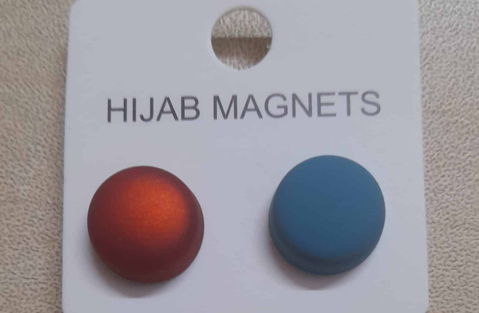 7ca3c930-0cd8-4f42-a03e-d15a25ad07e2.jpg Magnetic Scarf Hijab Pin Round 2 Pair/Pcs - Image 1