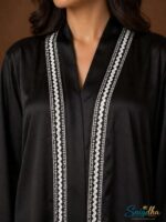 Noir Contrast Signature Abaya - Image 3