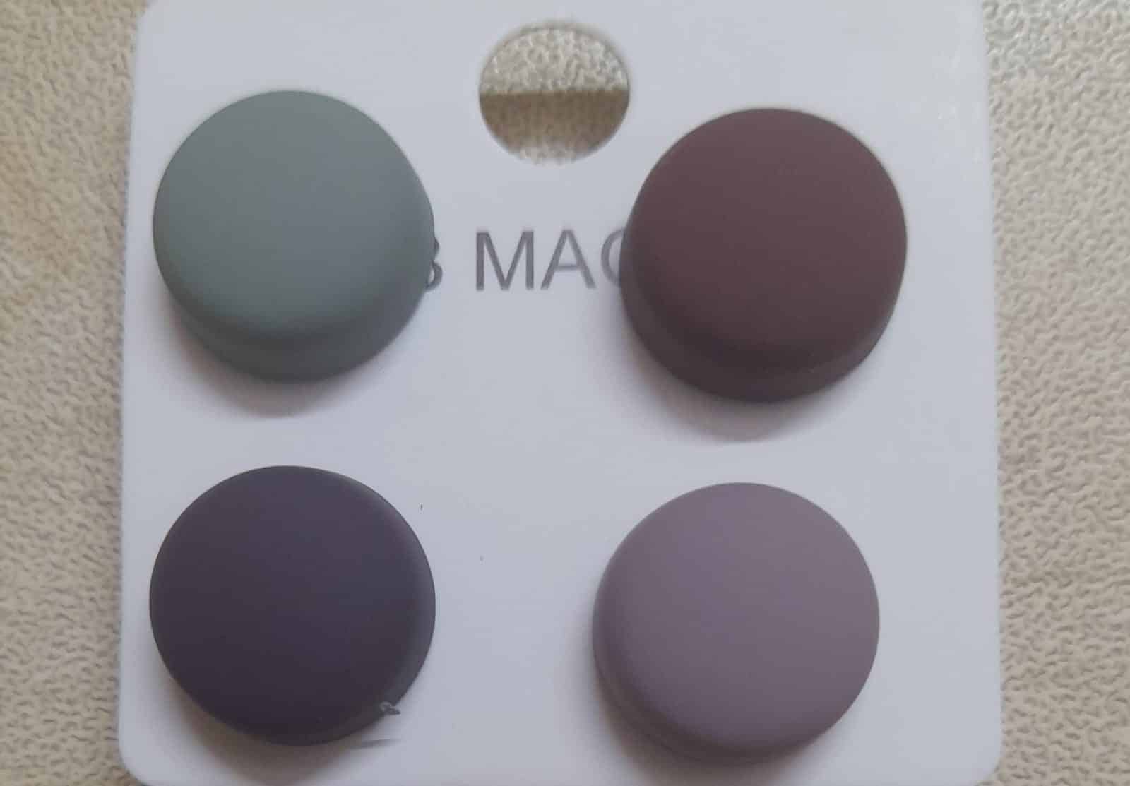 a4c6f4a3-5f27-4d76-a6e3-e6f38d6ef94d.jpg Magnetic Scarf Hijab Pin Round 4 Pair/Pcs - Image 1